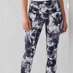 Lululemon wunder under crops 21 inch